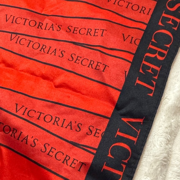 Victoria's Secret Red and Black Scarf - Picture 2 of 4